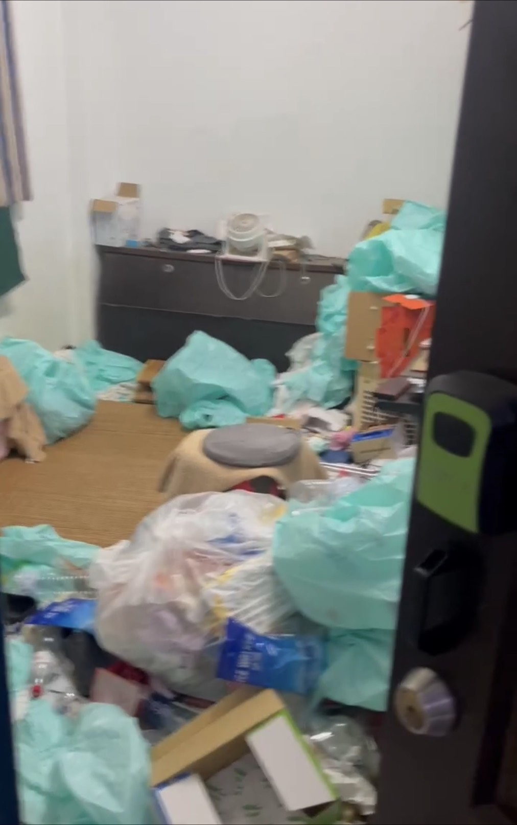 台中特殊清潔垃圾屋現場照片 1